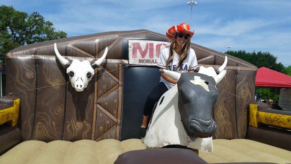 mechanical bull rentals for Texas and surronding states including Oklahoma, Arkansas, Lousiana. A mechanical bull rental is the most fun you can have at your location.